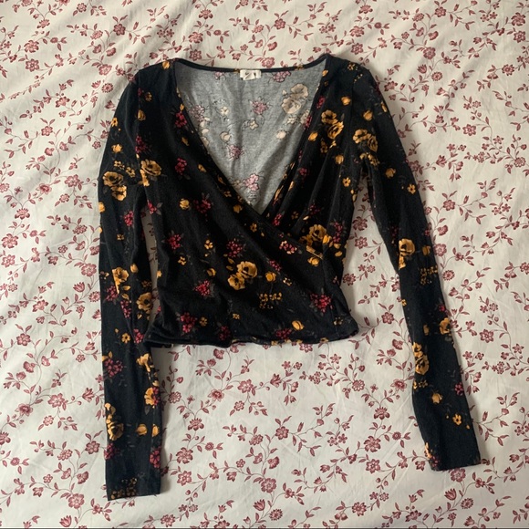 Garage Tops - Long Sleeve Floral Tie Top